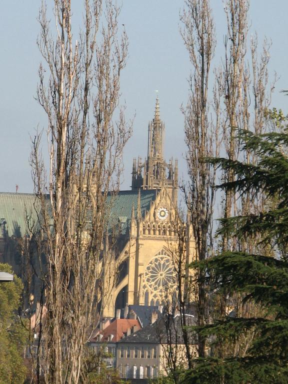 Les Chambres De L'Ile Longeville-les-Metz Exteriör bild